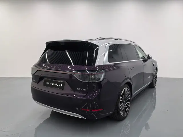 Aito M9 — Фото автомобиля 3