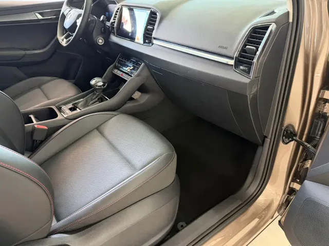 Skoda Karoq — Фото автомобиля 8