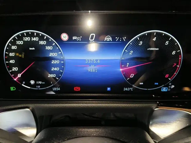 Mercedes-Benz GLB-Class — Фото автомобиля 4