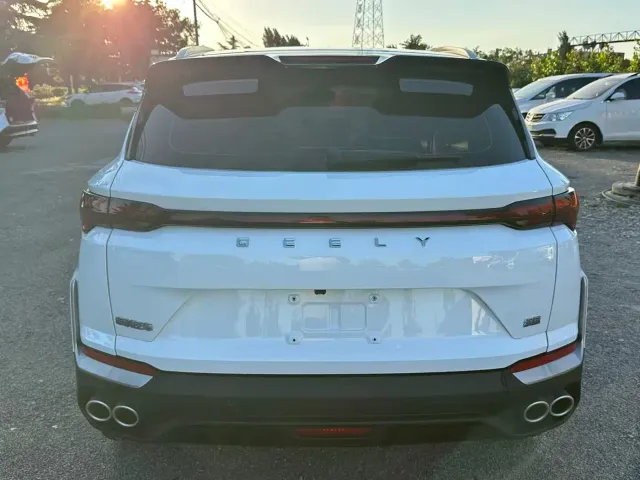 Geely Binyue — Фото автомобиля 4