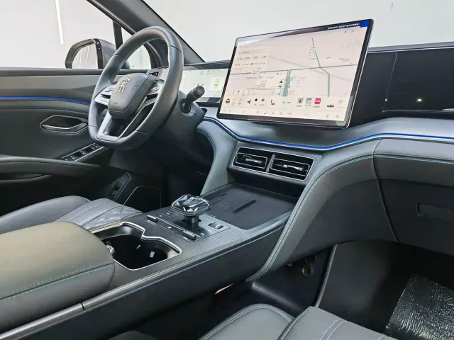 BYD Song L DM-i — Фото автомобиля 9