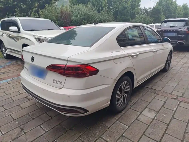 Volkswagen Bora — Фото автомобиля 6