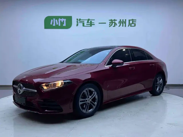 Фотография автомобиля — Mercedes-Benz A-Class