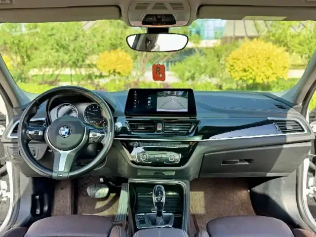 BMW 1 Series — Фото автомобиля 9