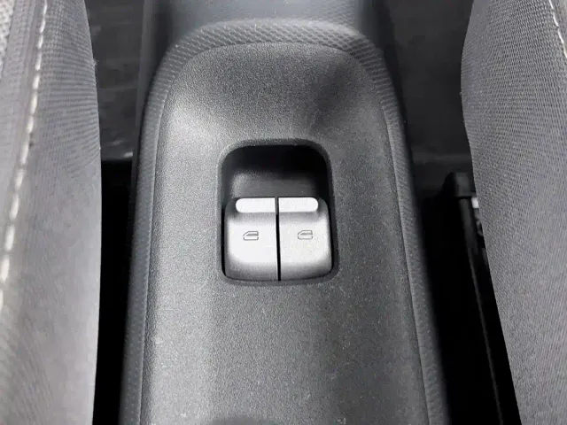 Wuling Zhiguang NEV — Фото автомобиля 9