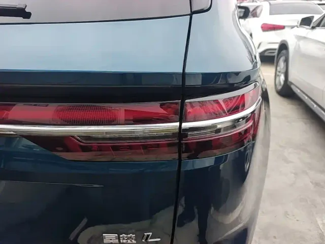 Geely Xingyue L — Фото автомобиля 7