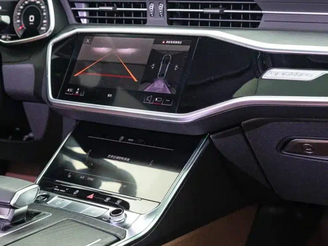 Audi A6L — Фото автомобиля 13