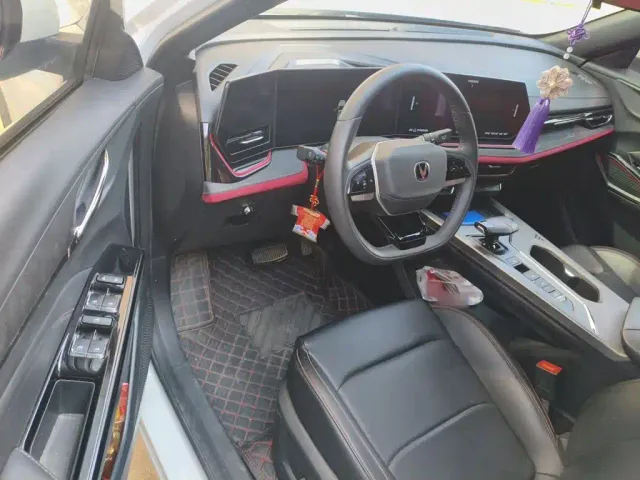 Changan X5 Plus — Фото автомобиля 12