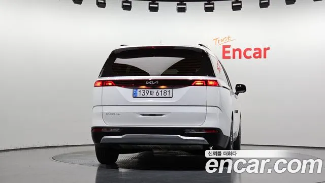 Kia Canival Carnival 4 поколение Дизель 9 мест Prestige — Фото автомобиля 4