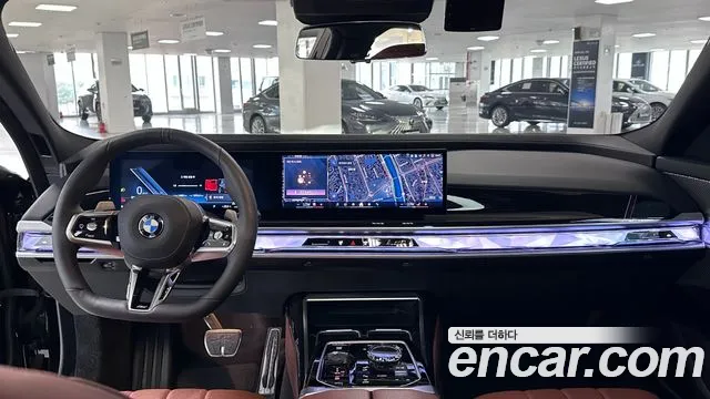 BMW 7 Series G70 — Фото автомобиля 7