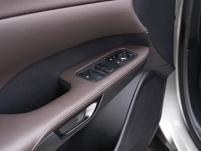Lexus RX — Фото автомобиля 18