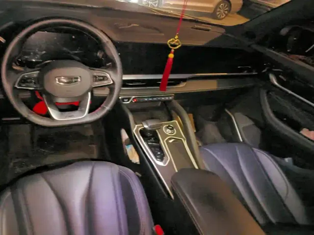 Geely Xingyue L — Фото автомобиля 12