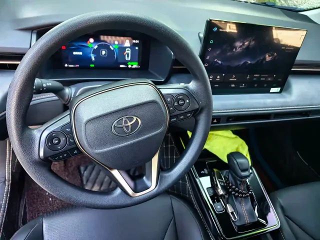 Toyota Corolla — Фото автомобиля 6