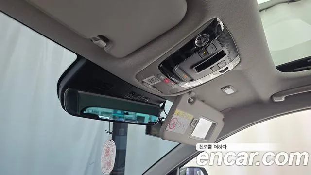 Kia Niro The All New — Фото автомобиля 26