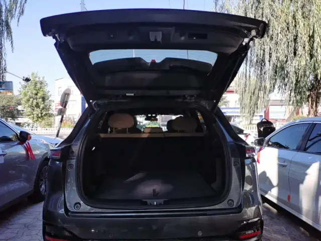 Changan CS75 Plus — Фото автомобиля 18