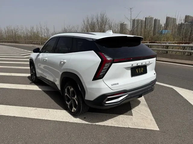 Geely Boyue L — Фото автомобиля 7
