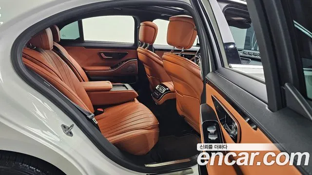 Mercedes-Benz S-Class W223 — Фото автомобиля 11
