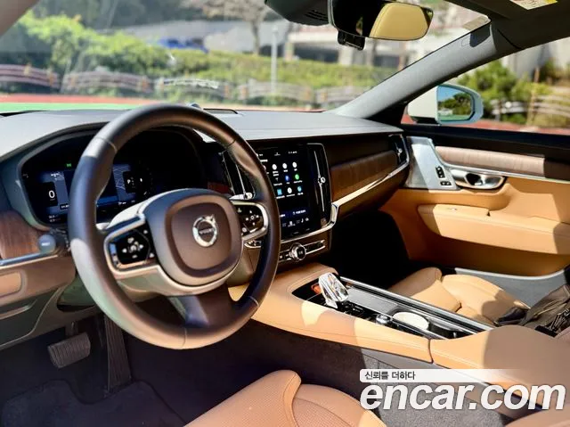 Volvo S90 — Фото автомобиля 10