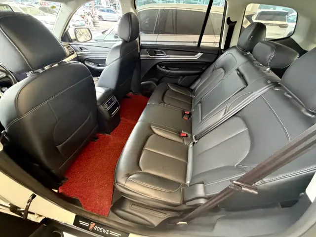 Roewe RX8 — Фото автомобиля 5