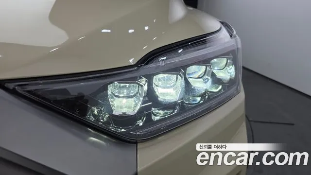 KG_Mobility_Ssangyong Rexton Новый Rexton Sport Khan Дизель 2.2 4WD — Фото автомобиля 22