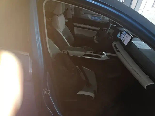 Geely Emgrand L — Фото автомобиля 16