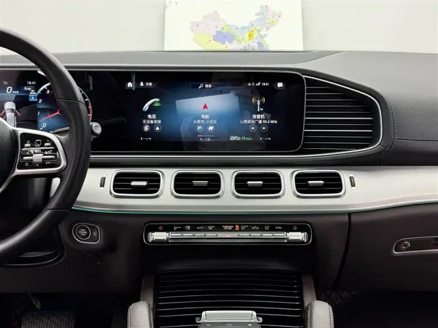 Mercedes-Benz GLE-Class — Фото автомобиля 12