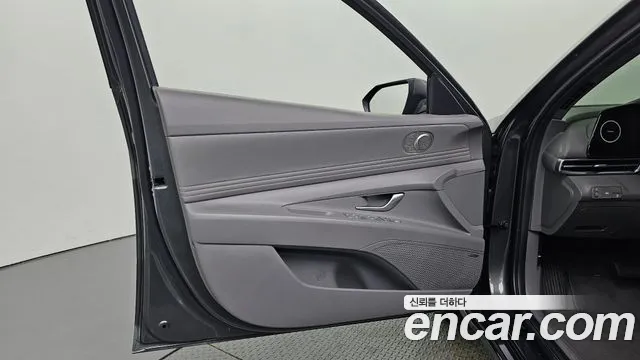 Hyundai Avante CN7 — Фото автомобиля 13