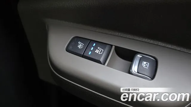 Kia Carnival 4th Gen — Фото автомобиля 25