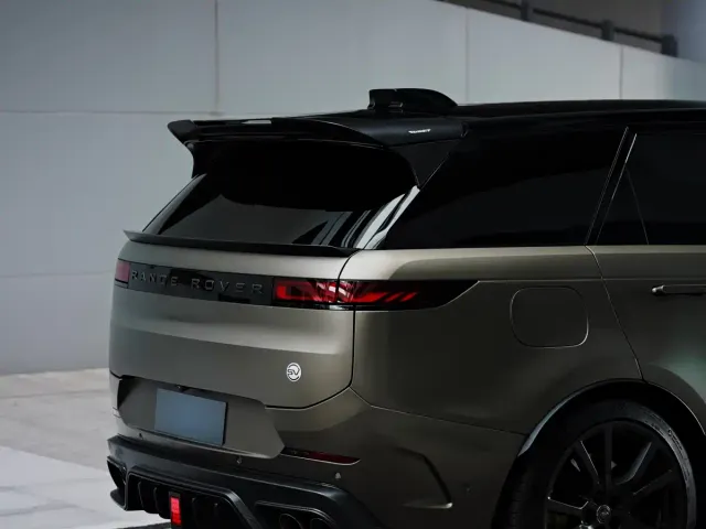 Land Rover Range Rover Sport — Фото автомобиля 12
