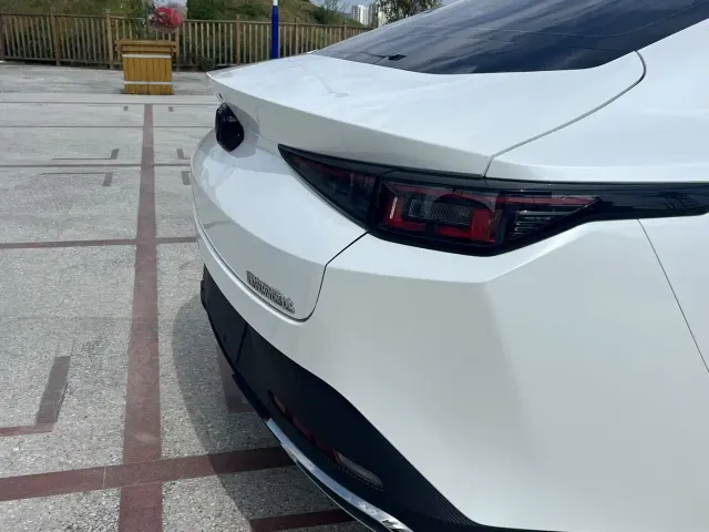 Changan Lamore — Фото автомобиля 9