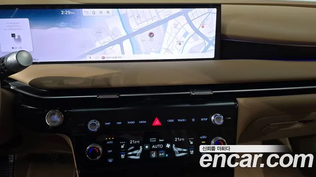 Genesis G80 Бензин 2.5 турбо AWD — Фото автомобиля 9