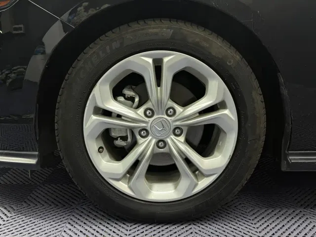 Honda Accord — Фото автомобиля 5