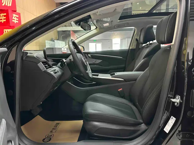 Buick LaCrosse — Фото автомобиля 10
