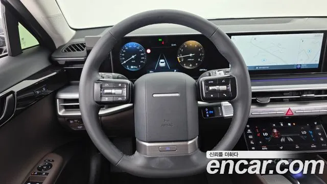 Hyundai Grandeur Grandeur (GN7) 2.5 Бензин 2WD — Фото автомобиля 14