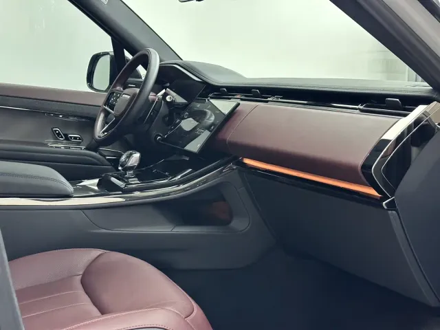 Land Rover Range Rover Sport — Фото автомобиля 14