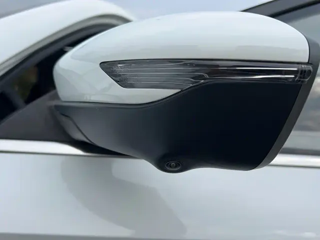 Geely Emgrand — Фото автомобиля 17