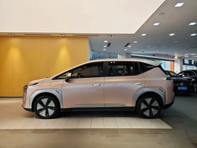 GAC Aion Y — Фото автомобиля 6