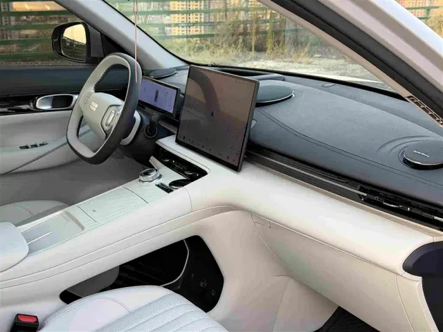 Geely Galaxy Galaxy E5 2024 530km Explore+ Edition — Фото автомобиля 12
