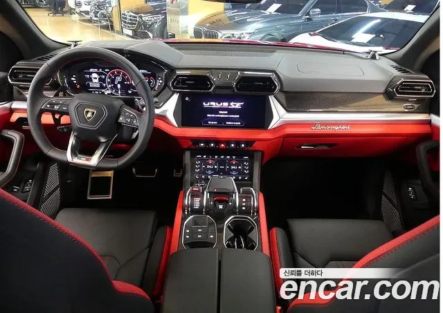 Lamborghini Urus — Фото автомобиля 5