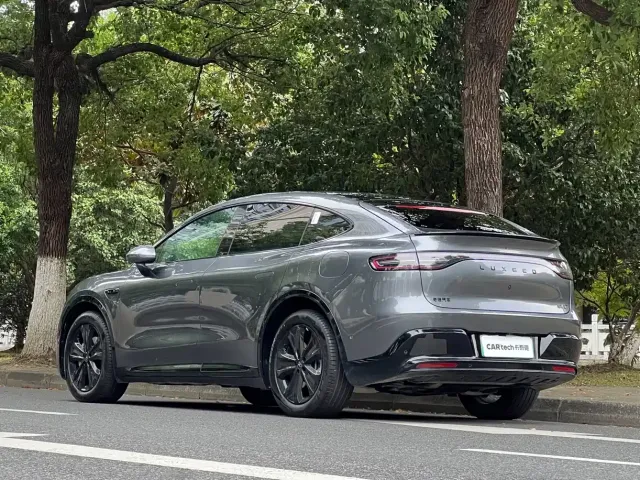 Zhijie Luxeed R7 2026 Range Extender Max — Фото автомобиля 6