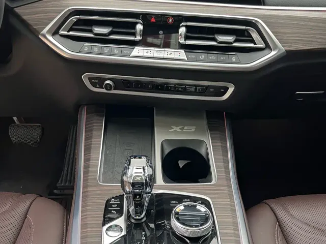 BMW X5 — Фото автомобиля 20