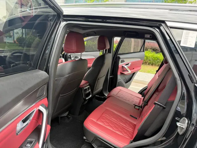 Jetour X70 Plus — Фото автомобиля 10