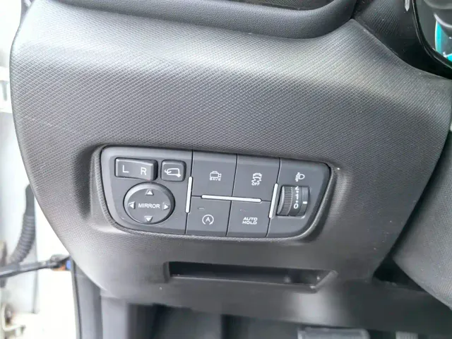 Changan Oushang X5 — Фото автомобиля 12