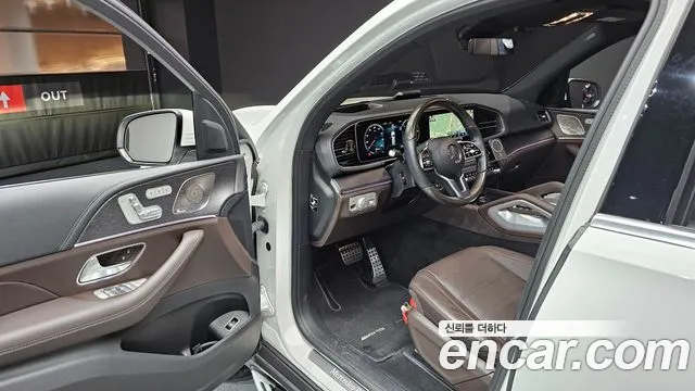 Mercedes-Benz GLS-Class — Фото автомобиля 11