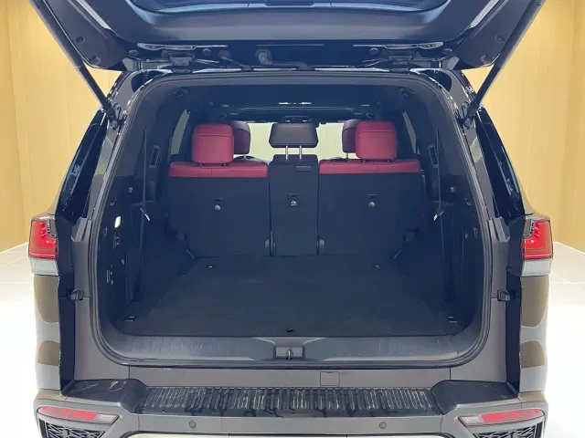 Lexus LX — Фото автомобиля 11