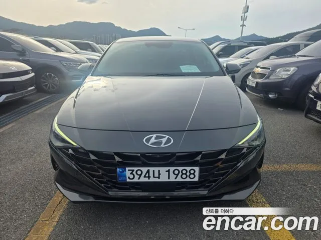 Hyundai AVANTE Avante (CN7) — Фото автомобиля 3