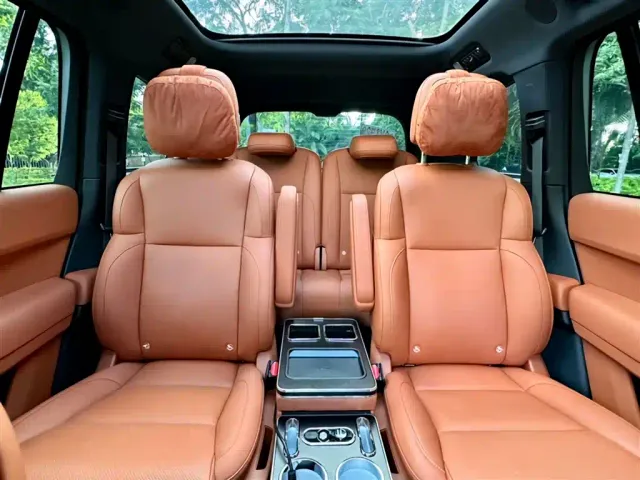 Li Auto L9 — Фото автомобиля 2