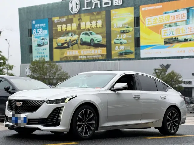 Фотография автомобиля — Cadillac CT5