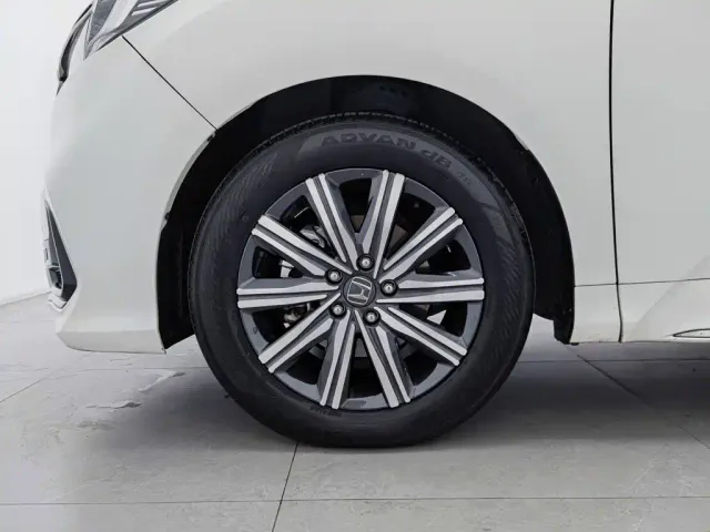 Honda Odyssey — Фото автомобиля 17
