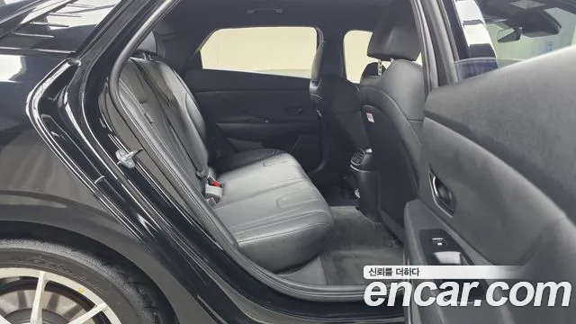 Hyundai Avante CN7 — Фото автомобиля 17